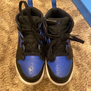 Size 10 cobalt blue Nike air jordans